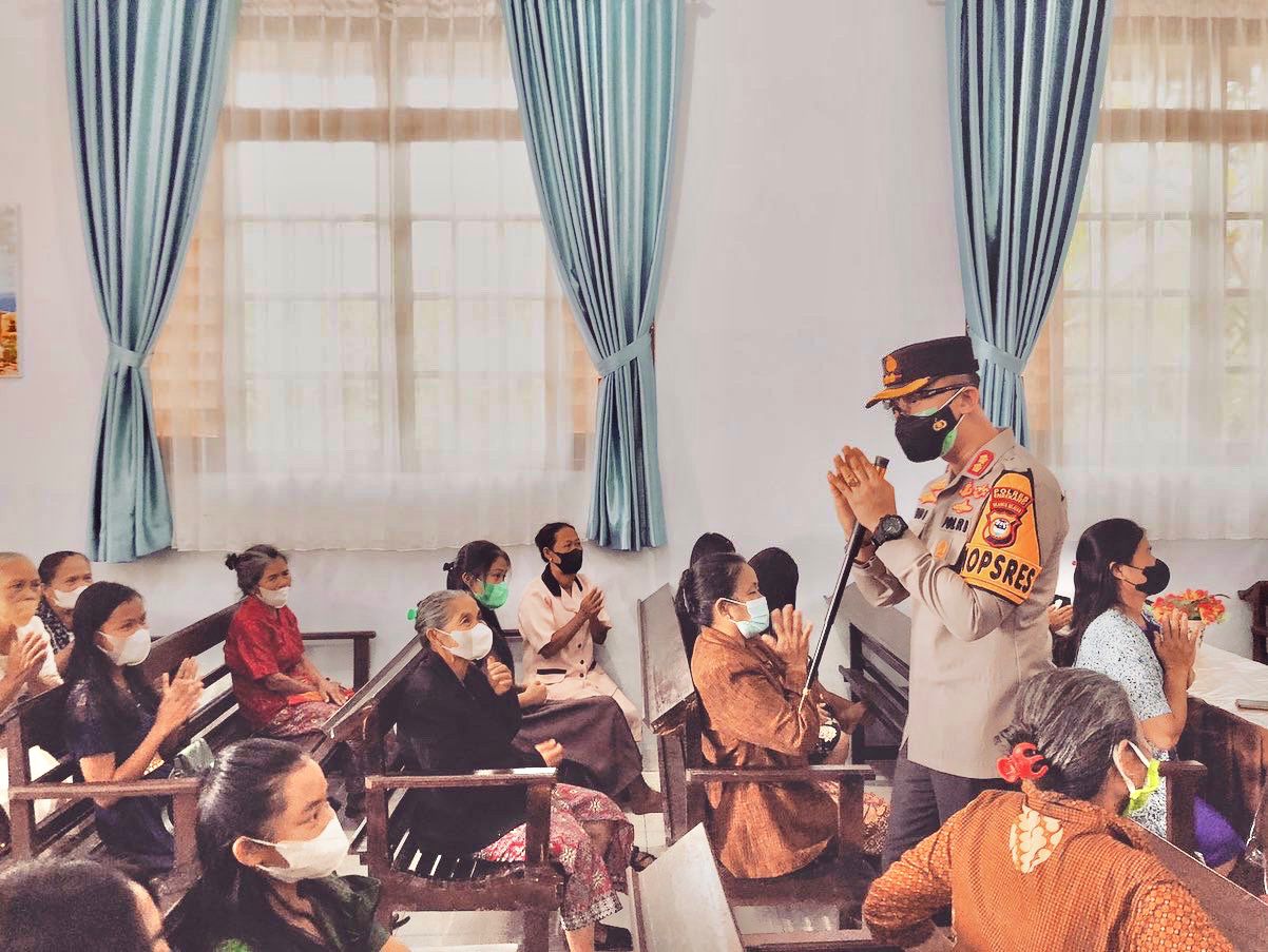 Kapolres Enrekang AKBP Dr. Andi Sinjaya, SH, S.IK, MH., pimpin langsung pengecekan kebeberapa Gareja wilayah Kabupaten Enrekang,Sabtu(25/12).