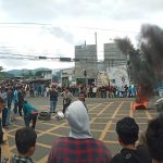 BREAKING NEWS : Aliansi Sulbar Bergerak Demo Soal Kenaikan Harga BBM Hingga Tutup Jalan