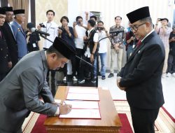 Perdana Pj Gubernur Sulbar Lantik 15 Pejabat Eselon II