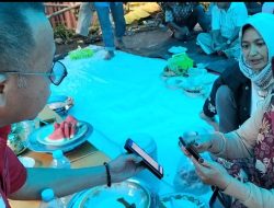 Tanpa Basa Basi Agus Ambo Jiwa Langsung Bantu Warga Mamuju.