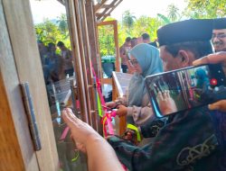 Gunting Pita di Masjid Aceh