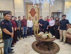 Direksi Fajar Group Temui Danny Pomanto, Beri Ucapan dan Doa di Usia ke- 60 Tahun