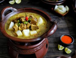 Menelusuri Keberagaman Kuliner Jawa Barat, Pesona Empal Gentong yang Menggugah Selera