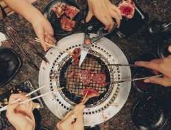 10 Jenis Makanan yang Sebaiknya Dikurangi Setelah Usia 30 Tahun