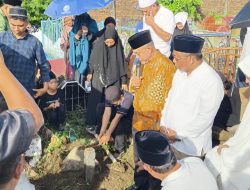 Wakil Ketua DPD RI Tamsil Linrung Hadiri Langsung Prosesi Pemakaman Almarhum Arqam Azikin