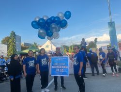 Ratusan Warga Mamuju Ikuti Jalan Santai dan Senam Sehat Bersama RRI Mamuju
