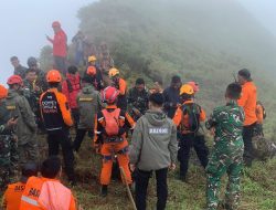 Satu Korban ATR 42-500 Ditemukan di Jurang Gunung Bulusaraung : Masih Proses Evakuasi