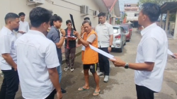 Penyidik Satuan Reserse Kriminal (Satreskrim) Polresta Mamuju bersama dengan Jaksa Penuntut Umum (JPU) Kejaksaan Negeri Mamuju menggelar rekonstruksi atau reka ulang kasus pembunuhan adik kandung yang terjadi di Desa Talaki, Desa Pokkang, Kecamatan Kalukku, Mamuju