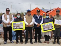 Menag Salurkan Bantuan Rp596 Juta untuk Madrasah, Guru, dan Siswa Terdampak Longsor Cisarua