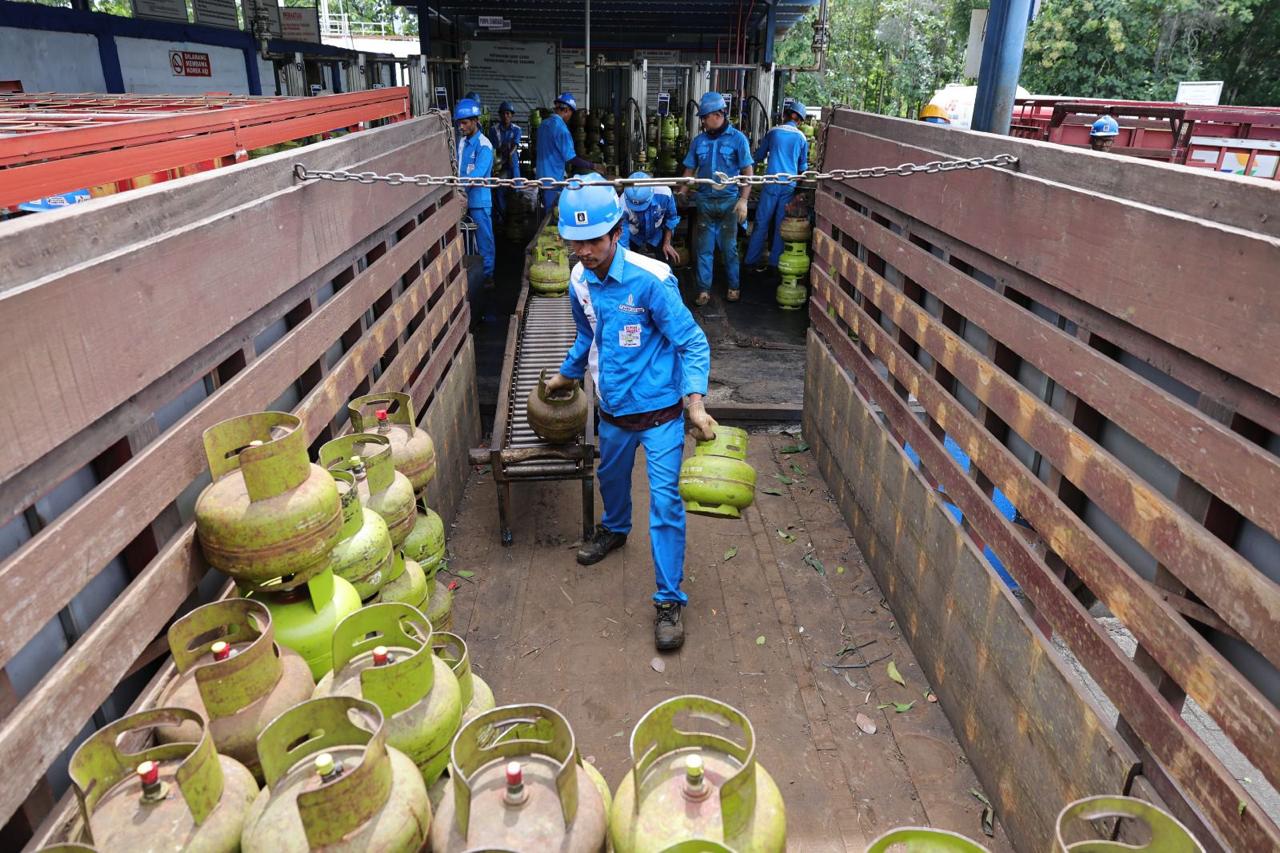 Pertamina Patra Niaga Regional Sulawesi Percepat Pemulihan Distribusi BBM dan LPG di Luwu Utara dan Luwu Timur