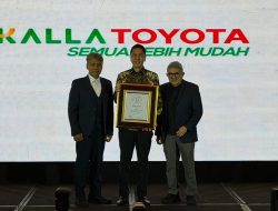 CEO Kalla Toyota Raih Indonesia Best CEO 2025 di SWA