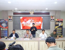 Polda Sulsel Gelar Konferensi Pers Ungkap Kasus Curas di Kab. Luwu, Pelaku Ditangkap di Minahasa