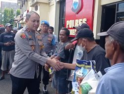 Kolaborasi dengan Baznas, Polres Parepare Salurkan Zakat Fitrah Personel kepada Warga Layak Terima