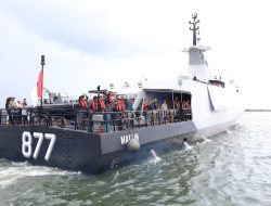 Kapolda Sulsel Hadiri Pelepasan Mudik Gratis KRI Martin-877, Wujud Sinergi Layani Masyarakat