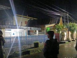 Patroli Perintis Presisi, Sat Samapta Polres Maros Sisir Rumah Kosong yang Ditinggal Mudik