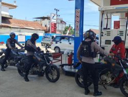 Cegah Kelangkaan BBM, Polresta Mamuju dan Polsek Pantau SPBU