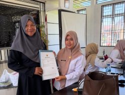 Dekatkan Pelayanan, Pemda Lutim “Jemput Bola” Urus Izin IKM Langsung di Kantor Camat Wotu