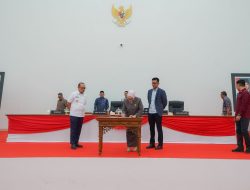 Paripurna DPRD Sulbar Usulkan Pemberhentian Wagub, Ini Pesan Gubernur Suhardi Duka