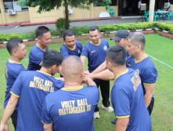 Kapolres Maros Ramaikan Turnamen Bola Voli Kapolres Cup Sambut Hari Bhayangkara ke-80
