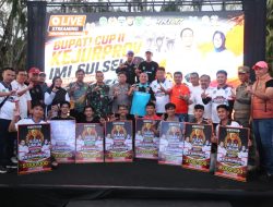 Tutup Road Race Bupati Cup II, Irwan Tambah Bonus Puluhan Juta bagi Juara Umum