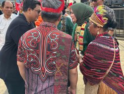 Tari Kecak Nusantara Meriahkan Trail Of The Kings di Pulau Samosir, Sulawesi Barat Perankan Dewi Shinta