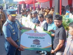 Wadan Kodaeral VI Wakili Dankodaeral VI Hadiri Penyerahan Bantuan Pertanian Pemprov Sulsel