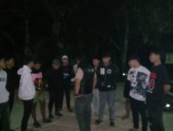 Jatanras Polres Maros Razia Lokasi Pesta Minuman Keras, Dua Orang Diamankan Karena Kedapatan Bawa Busur Pemanah