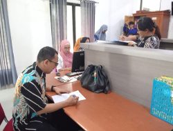 Kadis KominfoSS Sulbar Cek Langsung Keberadaan Pegawai