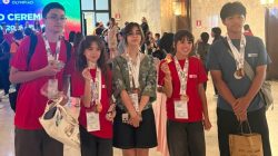 Delegasi Sekolah Kharisma Bangsa Perkenalkan Sandeq, Ikon Budaya Sulbar di Ajang International STEAM Olympiad 2026 di Roma