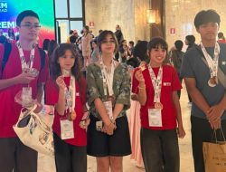 Delegasi Sekolah Kharisma Bangsa Perkenalkan Sandeq, Ikon Budaya Sulbar di Ajang International STEAM Olympiad 2026 di Roma