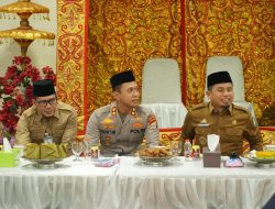 Secara Bersamaan Kapolres Parepare dan Walikota Terima Perwalian Nika Massal Gratis, Peringatan HUT RI ke 81