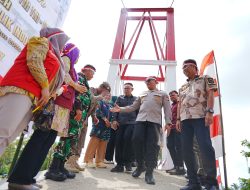 Wakapolda Sulsel Resmikan Jembatan di Dusun Bulu, Wujud Nyata Polri Hadir Berikan Manfaat bagi Masyarakat