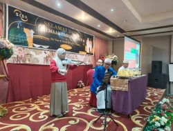 Ecce Putri Das’at Latif Memukau Jamaah Manasik Umrah Sisi Tour Lewat Al I’tiraf