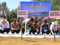 Kapolda Sulsel Hadiri Penanaman Serentak Bawang Putih dan Ground Breaking Gudang Ketahanan Pangan Polri, Dukung Percepatan Swasembada Nasional