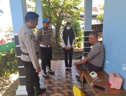 Wujud Kepedulian, Sie Dokkes Polres Parepare Sambangi Personel yang Sakit