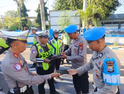 Pagi-pagi Propam Sidak Personel Sat Lantas Polres Parepare, Kasat Lantas: Ini Pengingat Baik