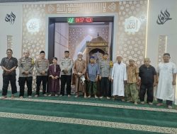 Gelora Shalat Subuh Berjamaah di Masjid Al-Ittihad Labatu Labukkang, Kapolsek Ujung Sampaikan Pesan Kamtibmas