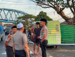 Respons Cepat Tangani Laka Lantas, Kapolres Maros Datangi TKP dan Urai Kemacetan