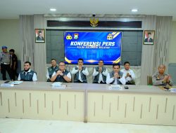 Kortastipidkor Polri Gelar Konferensi Pers Perkembangan Penyidikan Dugaan Korupsi Perizinan dan TPPU di Kabupaten Gowa